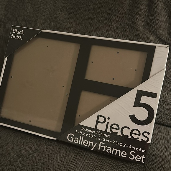 Picture Frames 5 pieces NEW - Picture 1 of 3